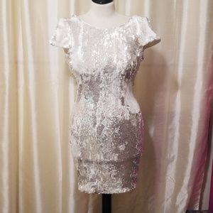 Dress the population sequined mini dress size Small